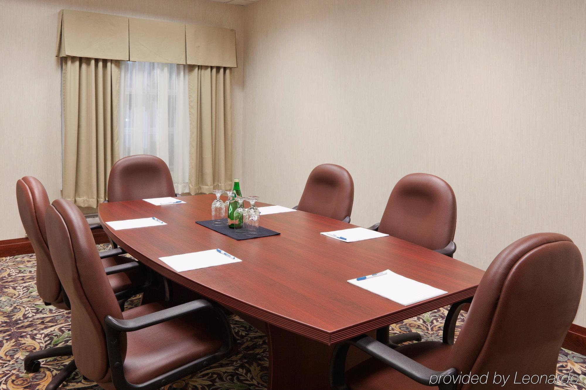 Staybridge Suites Oakville Burlington By Ihg Ngoại thất bức ảnh
